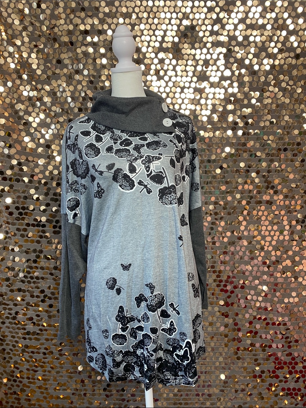 Gray, black and white blouse with flowers, butterflies and buttons detail #1526